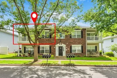 Image de 2 Bedroom Lake Norman Condo Pool