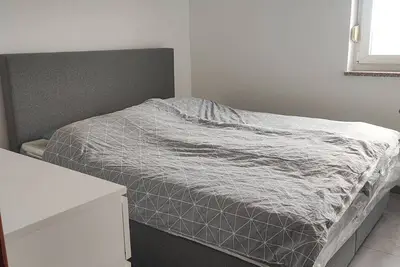 Image de Urejena Villa Maya z bazenom, jaccuzijem v bližini plaže