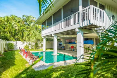 Image de Charming cottage located close to beach - private heated pool