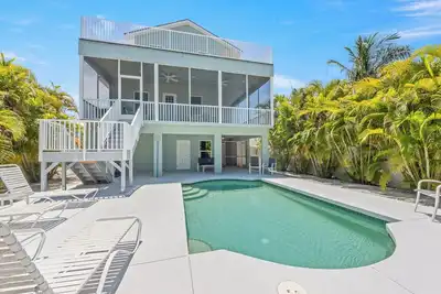 Image de Close to the Beach with Pool n Ping Pong Table! Pelican Villa