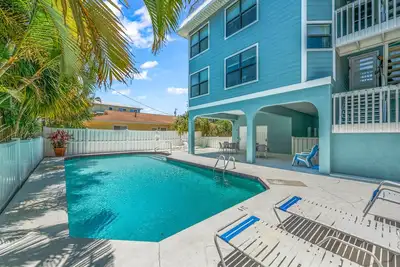 Image de Beach Condo with Ocean Views! Rooftop Balcony and Heated Pool!