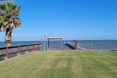 Image de Bayfront Home w/Private Lighted Fishing Pier