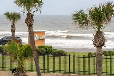 Image de Galveston Beach Condo at the Victorian