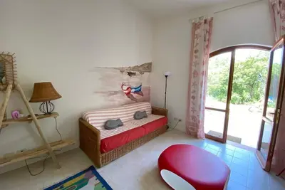 Image de Cozy apartment located above Marciana marina with sea view