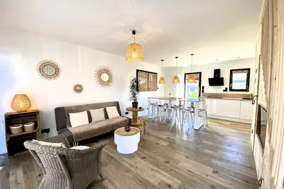 Image de Villa Yucca, jolie maison récente à 10 minutes à pied de la plage