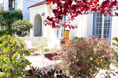 Image de Best of The Shore, Sleeps 4. Short walk to the beach, dining & shopping.