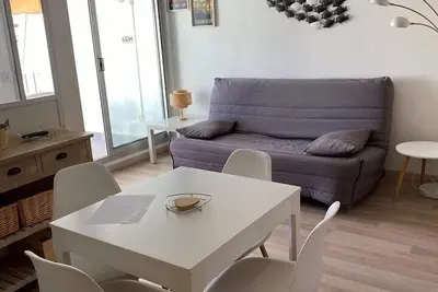 Image de Rare Appartement 6 Couchages Terrasses Avec Piscine La  Grande Motte | Couchant