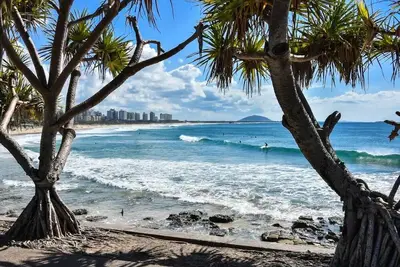 Image de Maroochydore Beach, Park, Cafes, 4 Guests - Zb3