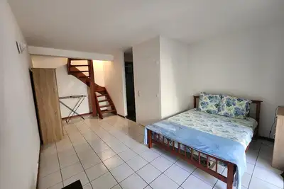 Image de Appartement cosy en duplex avec jardin et cuisine à Trianon