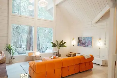 Image de Nevada City Cabin Pups and Long Stays Welcome