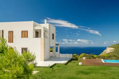Image de Kalas Seaview Residence, a Serene Sanctuary