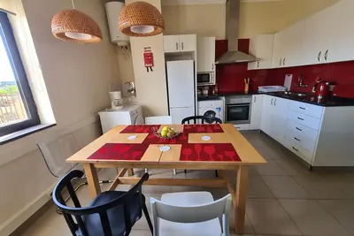 Image de 2 Bedroom Apartment With Great Location