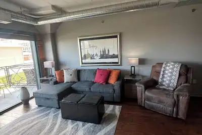 Image de Waterfront Condo with great views of Sandusky Bay & Cedar Point Amusement Park