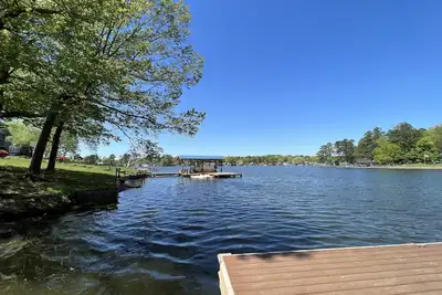 Image de Lakefront Home / 2Bd 1 Ba / Boat Dock