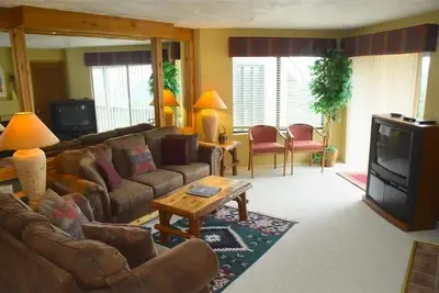 Image de Seven Springs Stoneridge 3 Bedroom Standard Condo, Mountain Views! by RedAwning