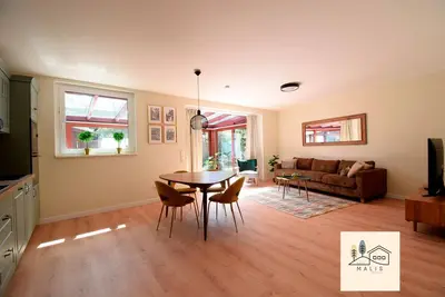 Image de Maison-Moderne-Salle de bain-Terrasse