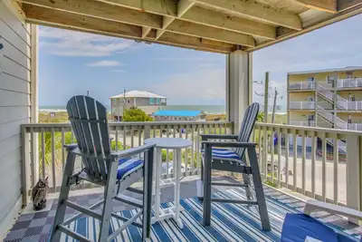 Image de Carolina Beach Condo w/ Community Pool