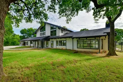 Image de Private Pool: Pilot Point Home on 45 Acres