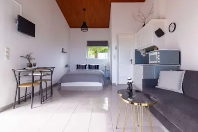 Image de Maison of apartments next to the beach-Studio Grey