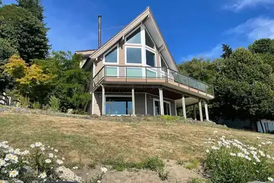 Image de Waterfront cabin facing the sunset