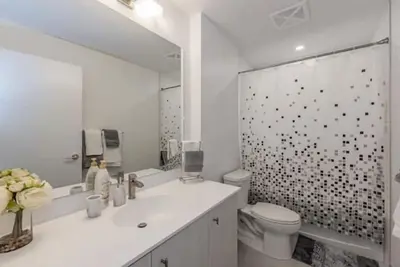 Image de Luxurious Condo with Balcony in Kitchener