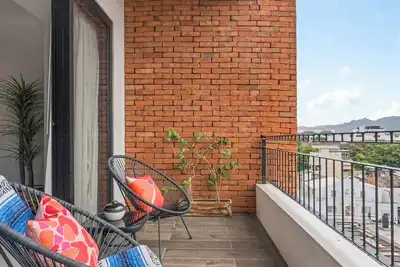 Image de Near Beach+Rooftop Pool +Views. Vista Versailles