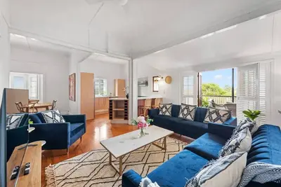 Image de Charming 5br Family Home w/Pool 10min from Airport