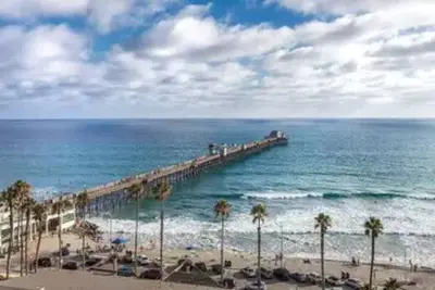 Image de 2 Bedroom Deluxe, Oceanfront, at Wyndham Oceanside Pier! ! !