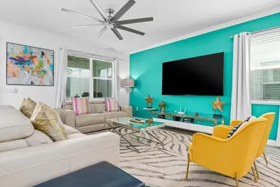 Image de The Hang Out #1 | Games Room | Theater Room | Kids Bedrooms