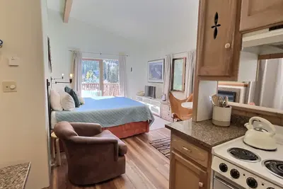 Image de Perfect Perch in the heart of Taos Ski Valley Reso