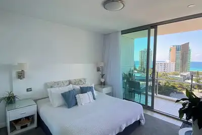 Image de Gorgeous Ocean View Apartment With Large Balcony