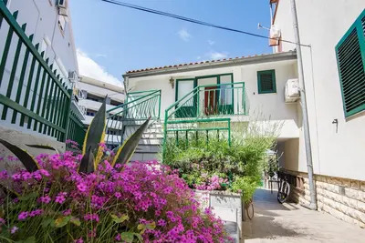 Image de Appartement de deux chambres avec le balcon et la vue sur le mer Biograd na Moru, Biograd (A-11932-a)