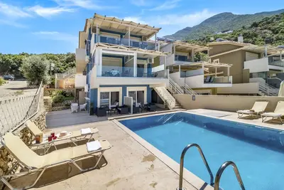 Image de Appartement 'Oceanida Galini Room' avec vue sur la mer, Wi-Fi et climatisation