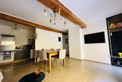 Image de Charmant T3 à Port-Vendres, 4 pers. , proche quais, patio, sans ascenseur