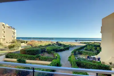 Image de Studio cabine sur plage avec parking et animaux admis
