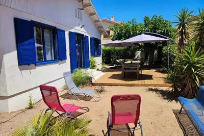 Image de Maison de charme Ă 1 minute de la plage