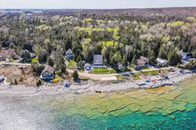 Image de Paradise: Waterfront Gem with Georgian Bay Views