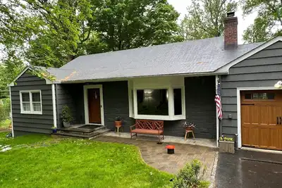 Image de Modern & Spacious 3-Bedroom Home Family-Friendly Fireplace Patio & Bbq