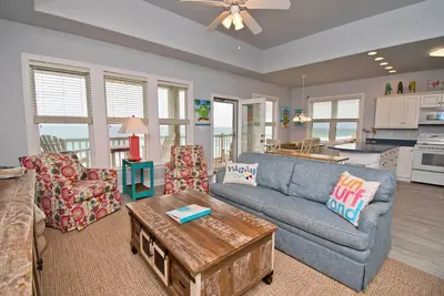 Image de Ocean Club G304, Oceanfront Condo in Indian Beach, Nc!