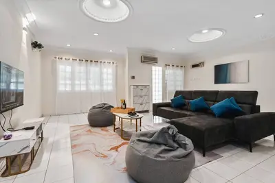 Image de Welcome To Our Minimalist Home 20mins Away From Klcc!