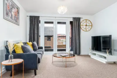 Image de Cosy Two bedroom Apartment with Balcony
