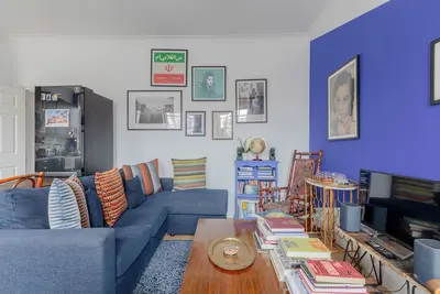 Vibrant & Cosy | 1 Bed | WiFi | Kennington