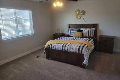 Image de Clean Spacious Home