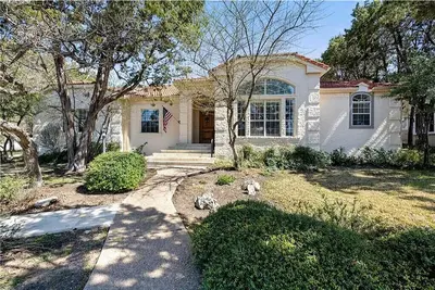 Image de Lakeway boasting beautiful views of Hill Country