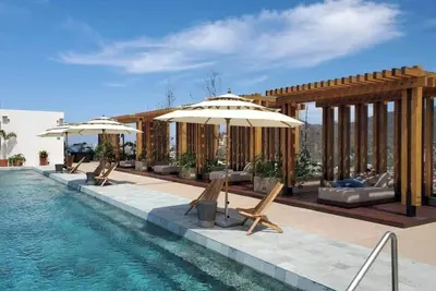 Image de Luxury 2br, 2 Ba in coveted 105° Sailview *