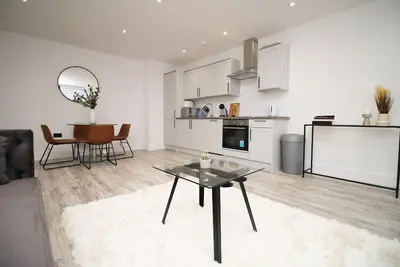 Image de Central Charming and Contemporary 2Br Apartment