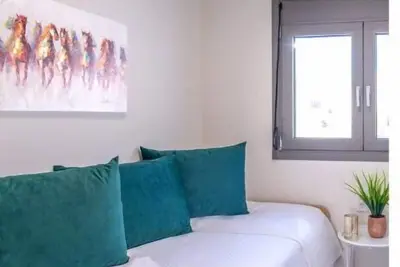 Image de DeluxeMaisonette _ 2br _ in the heart of Old Town