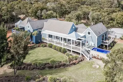 Image de Superbly Appointed Luxury Estate