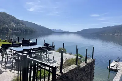 Image de 157 Brown rd, Lake front 2 bd suite