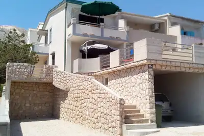 Image de Appartement de deux chambres avec la terrasse et la vue sur le mer Pag (A-20124-a)